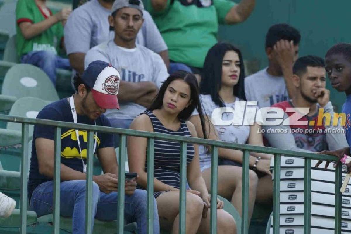 ¡Hermosas! Las lindas chicas adornan el debut del torneo Apertura