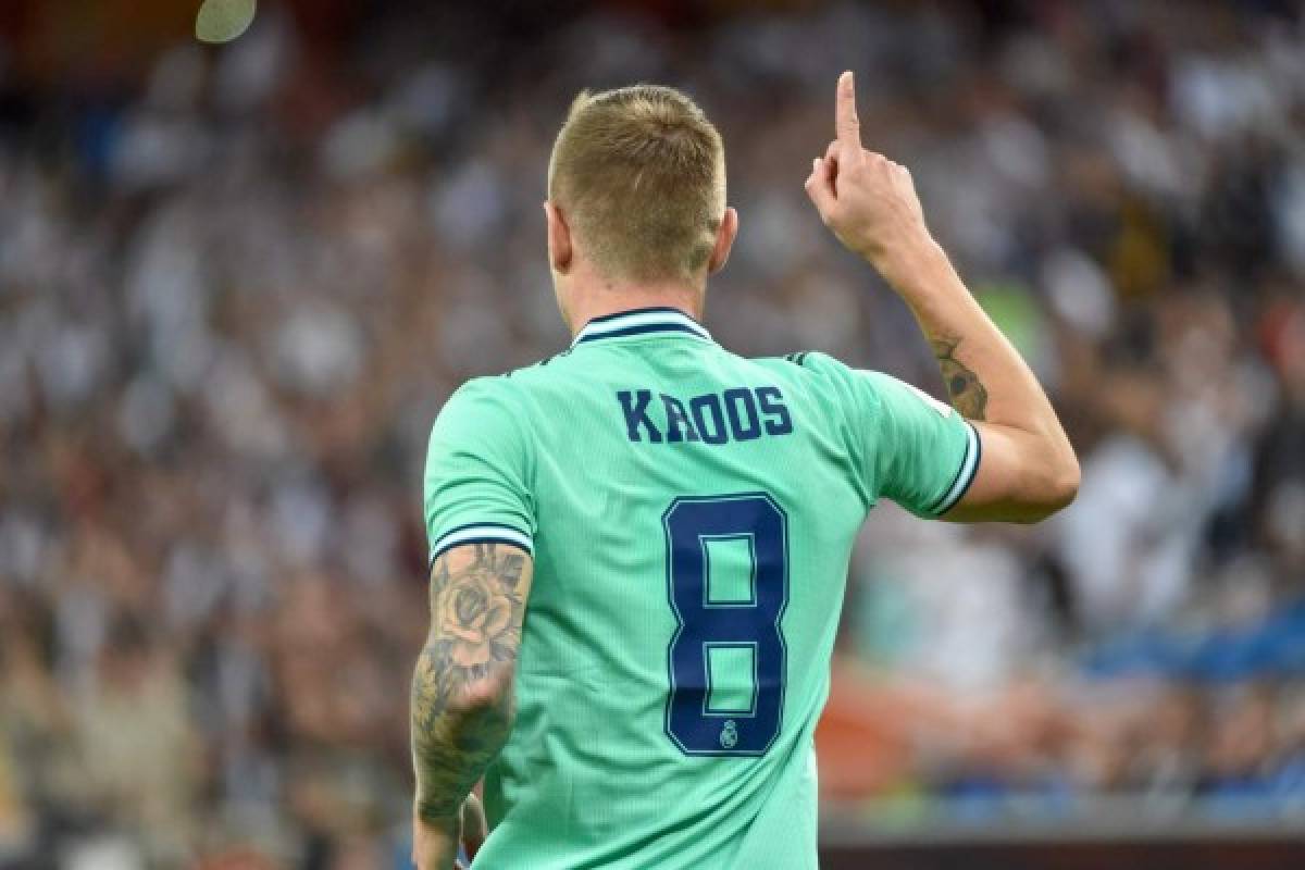 Fotos: Los gestos de Kroos tras su golazo olímpico con el Real Madrid y la cara de Marcelo