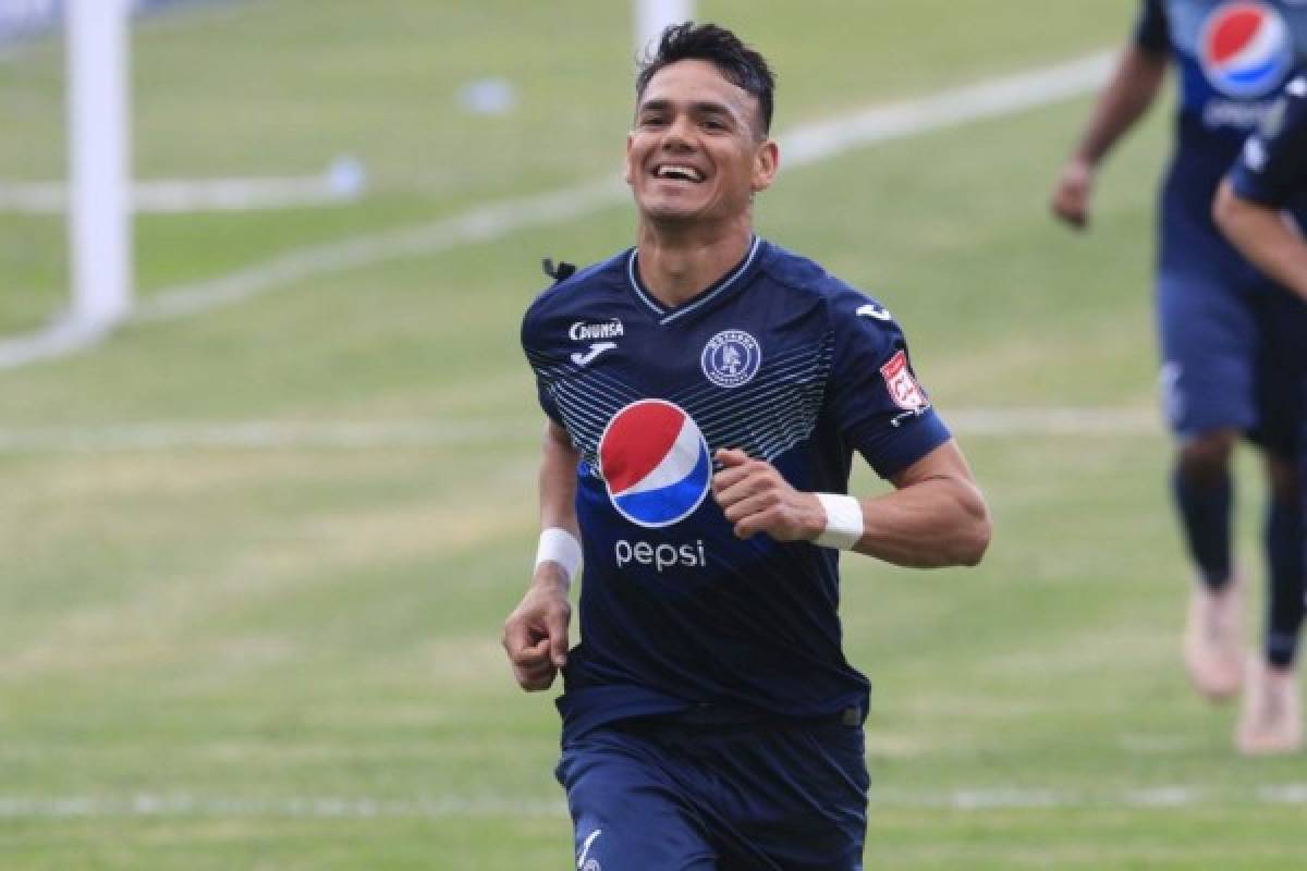 ¡Tres de Motagua! El 11 de Michaell Chirinos con jugadores de la Liga Nacional de Honduras