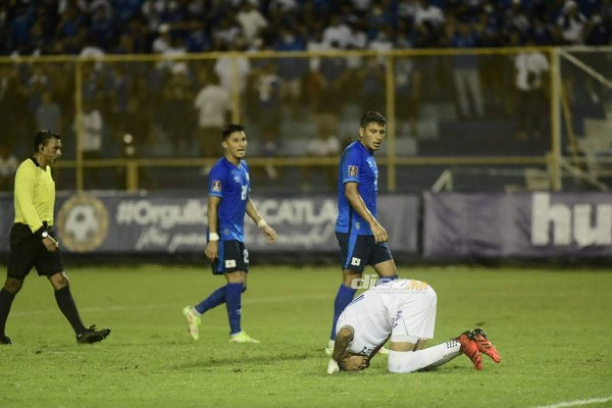 Amargo lamento en el Cuscatlán, alarmante imagen de Edwin Rodríguez y hondureñas hacen explotar el estadio