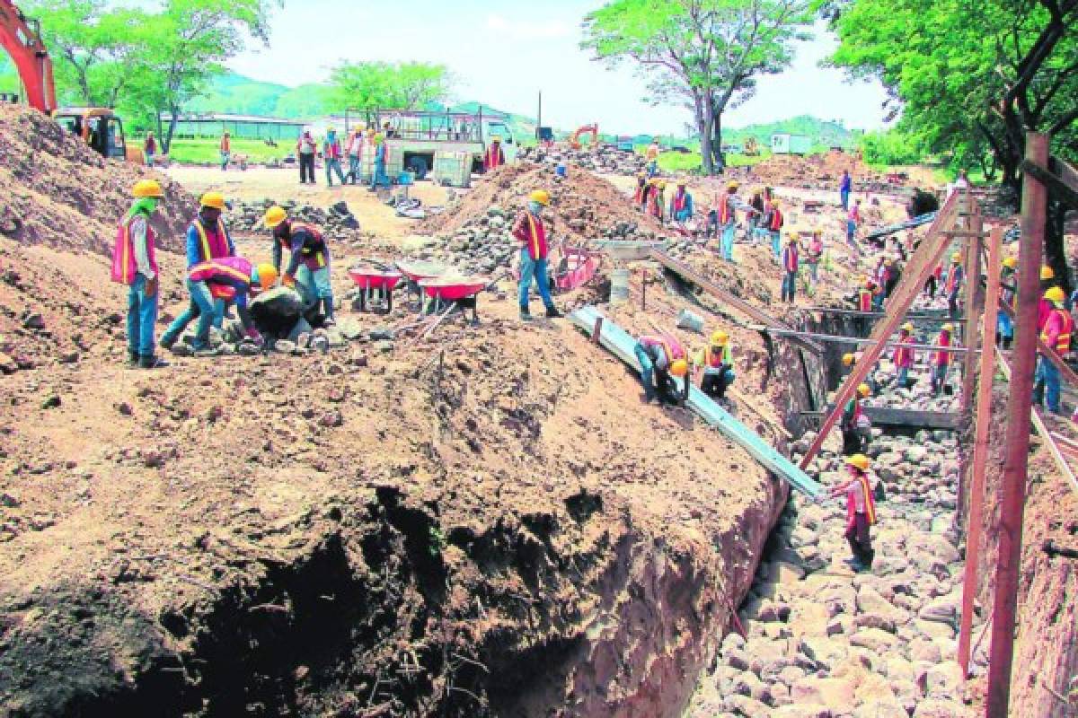 Así avanza la construcción del nuevo y bonito estadio en Choluteca