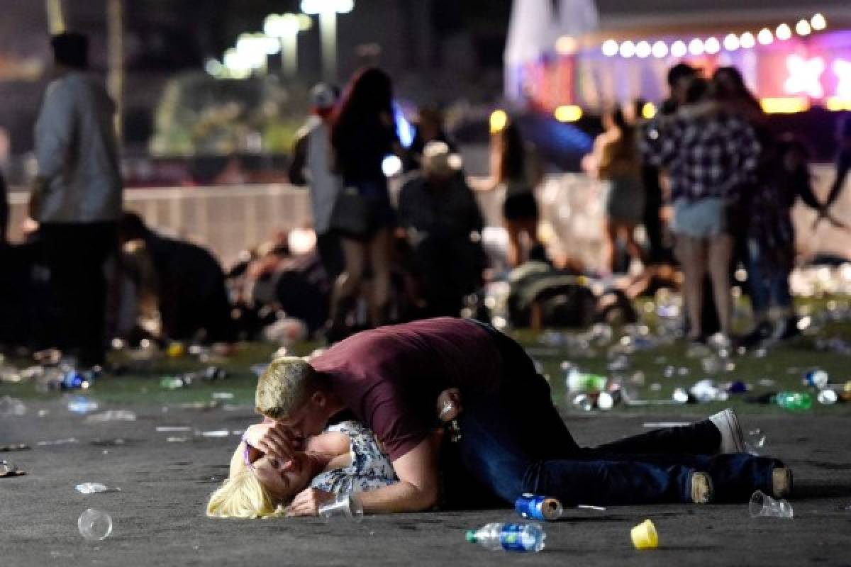 ¡Pánico y sangre! Las tristes fotografías que dejó el tiroteo en Las Vegas