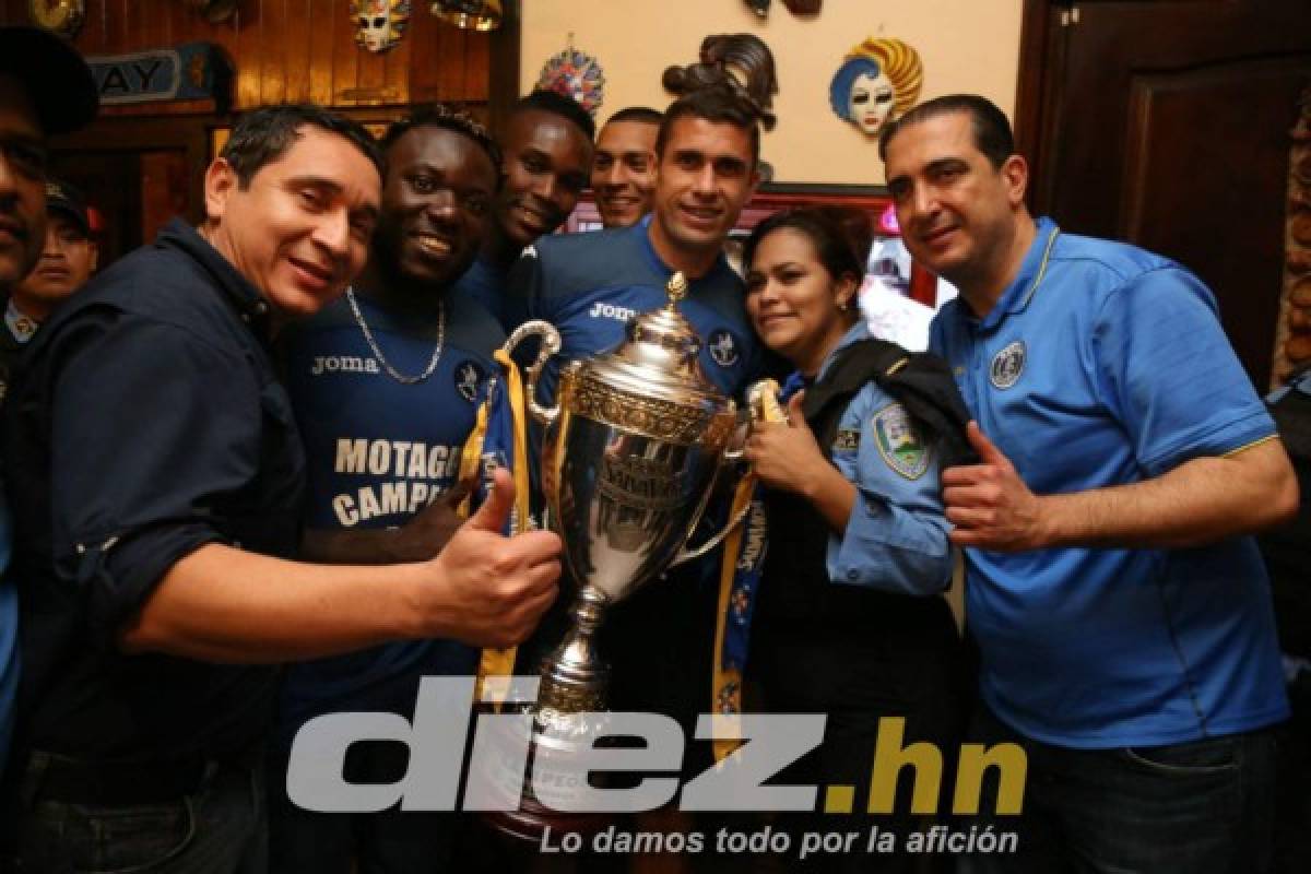 FOTOS: Motagua celebra por todo lo alto su Copa 14