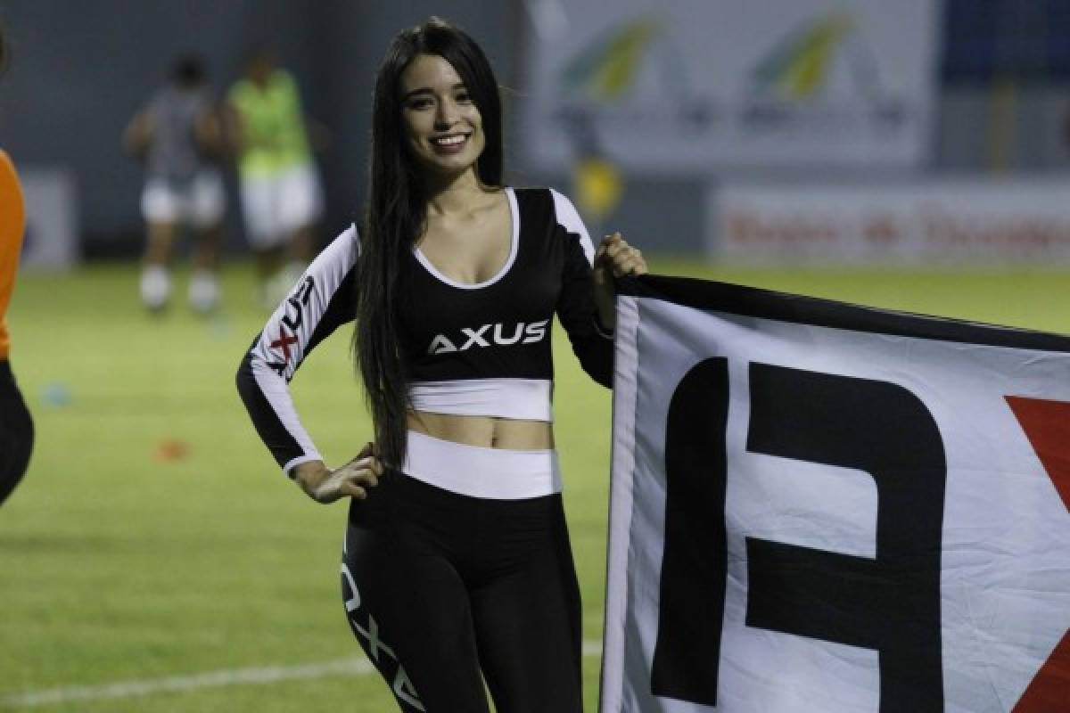 FOTOS: Las sensuales chicas que adornaron la cuarta jornada de la Liga