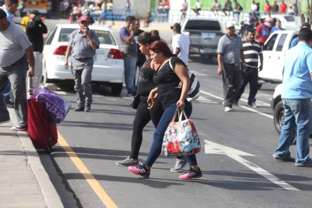 FOTOS: Segundo día del paro nacional de transporte en Honduras