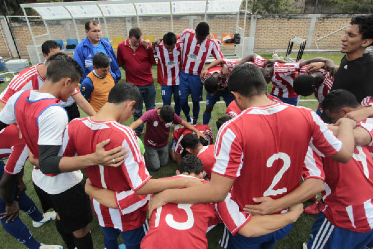 Atlético Municipal y Jaguares dieron espectáculo.