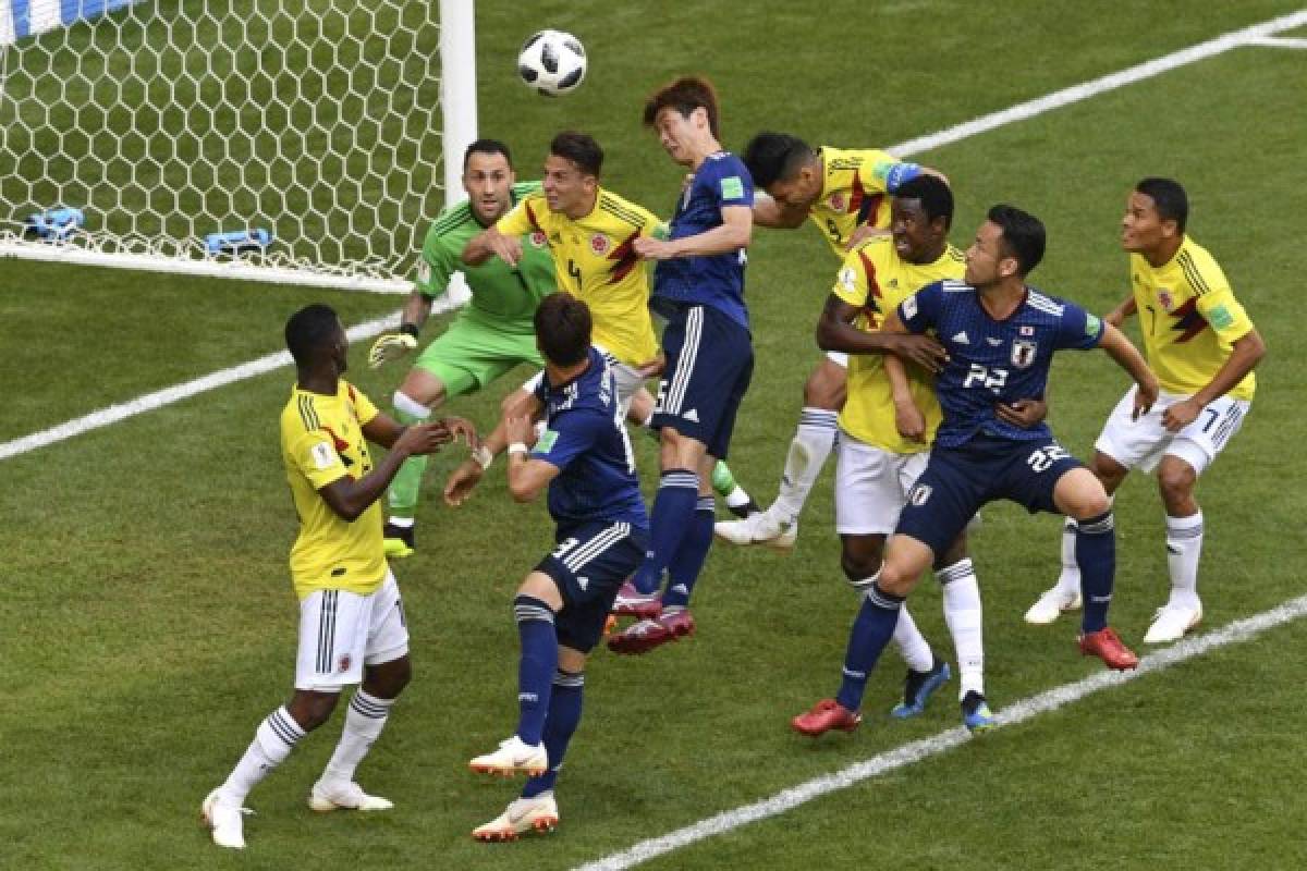 NO VISTE EN TV: El festejo de los japoneses y las caras tristes de los jugadores de Colombia