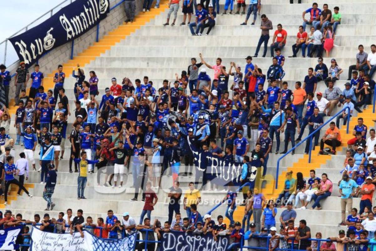 NO SE VIO POR TV: ¿Con quién celebró Estupiñán su primer gol en Motagua?