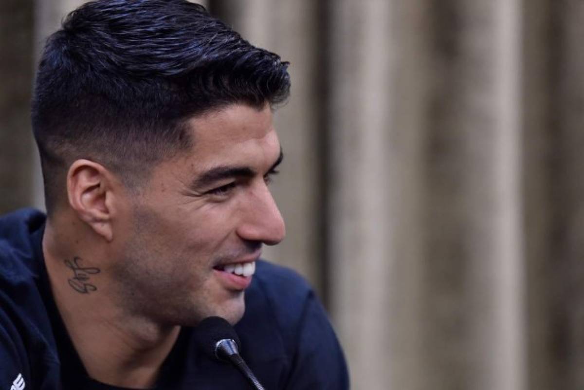 Uruguay's Luis Suarez speaks during a press conference in Belo Horizonte, Brazil, on June 14, 2019, ahead of their Copa America football match against Ecuador next June 16. (Photo by DOUGLAS MAGNO / AFP)