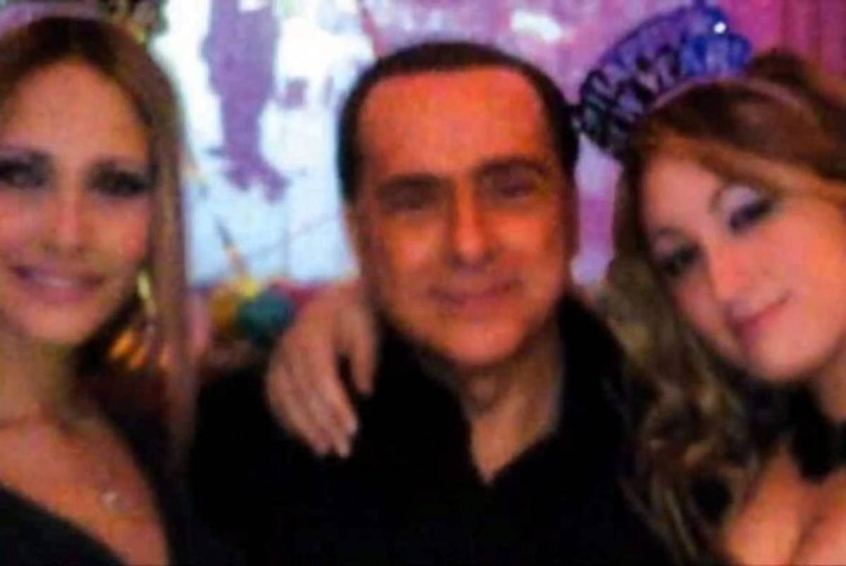 Muere envenenada una modelo, testigo clave en el proceso contra Berlusconi por el caso 'Ruby'