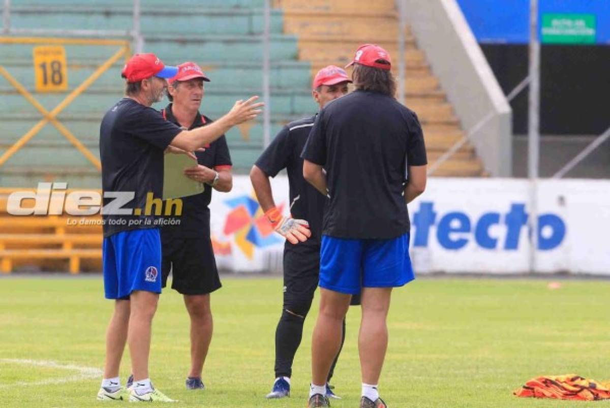 Entre bromas y risas, Olimpia entrenó pensando en el clásico ante Motagua