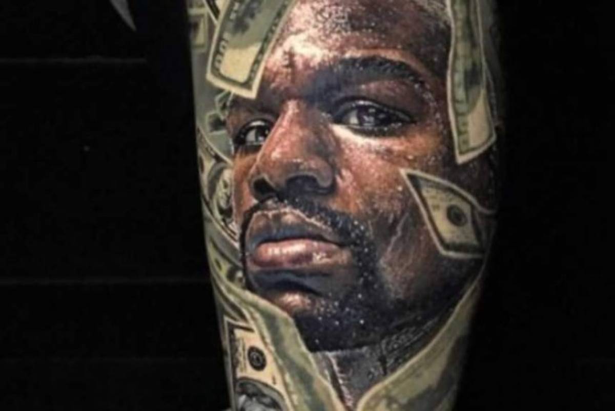 LOCURA: Seguidores de Floyd Mayweather Jr. se tatuaron al boxeador en la piel