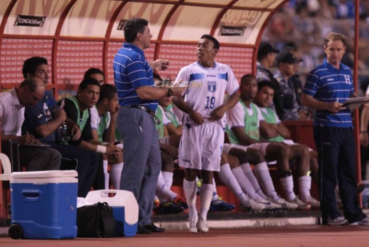 El paso de Luis Fernando Suárez por Honduras: El taxi, el abrazo con Juan Carlos García y Arnold Peralta y la foto con Rambo