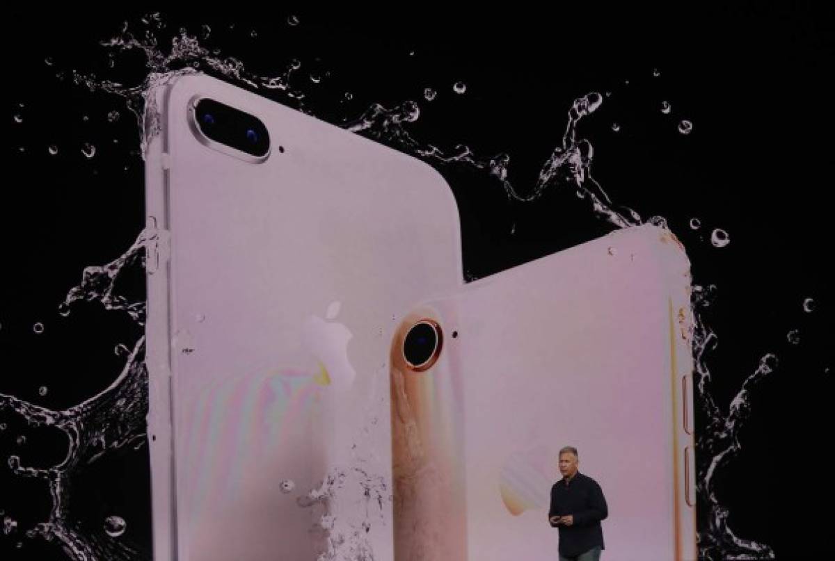 Apple presenta iPhone de lujo para celebrar décimo aniversario de su smartphone