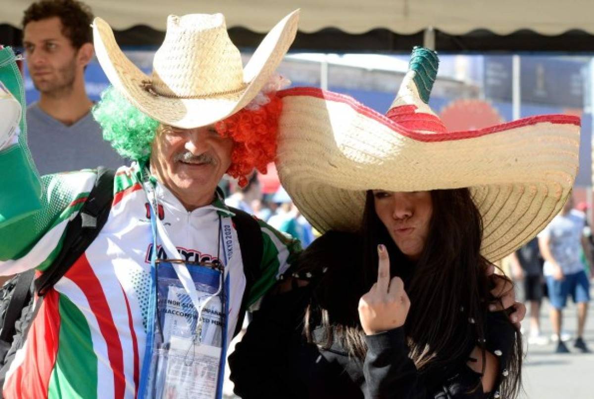 NO SE VIO EN TV: Encapuchados, la mexicana y la hermosa rusa en el primer partido del Mundial 2018