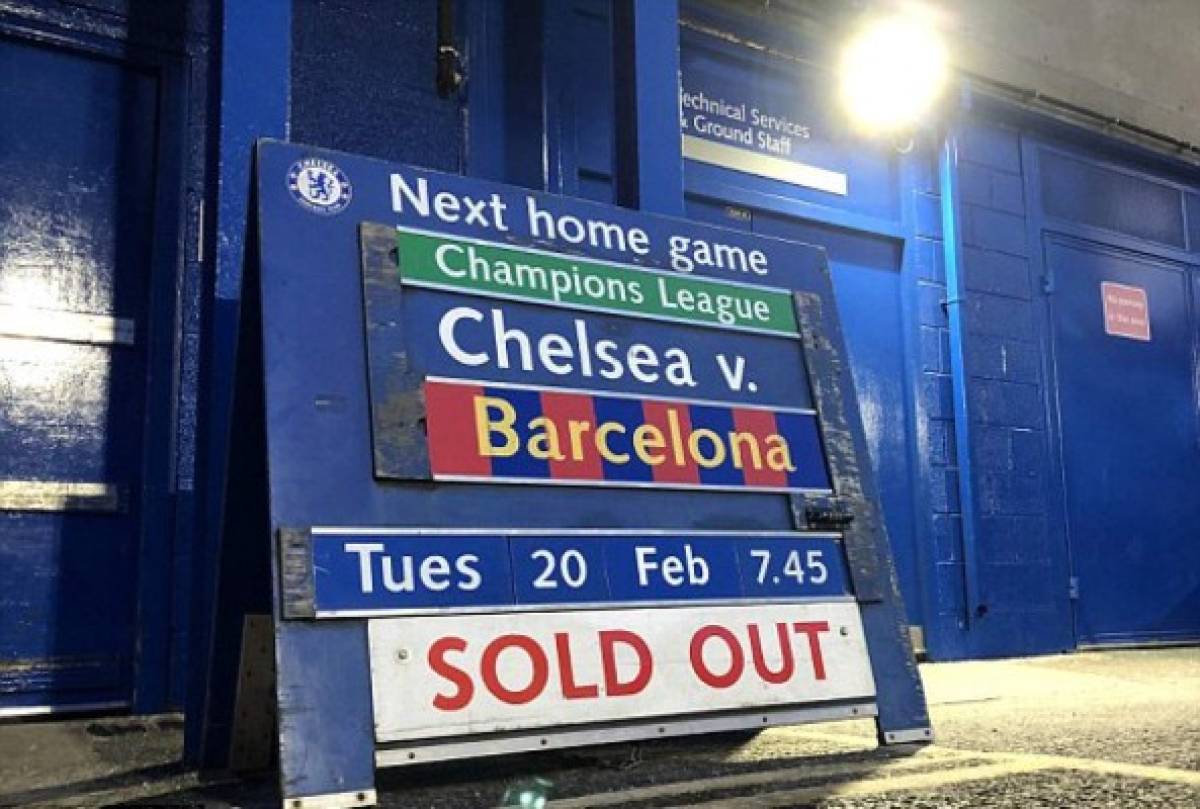 EN FOTOS: La locura de Messi en Stamford Bridge y el saludo a Conte