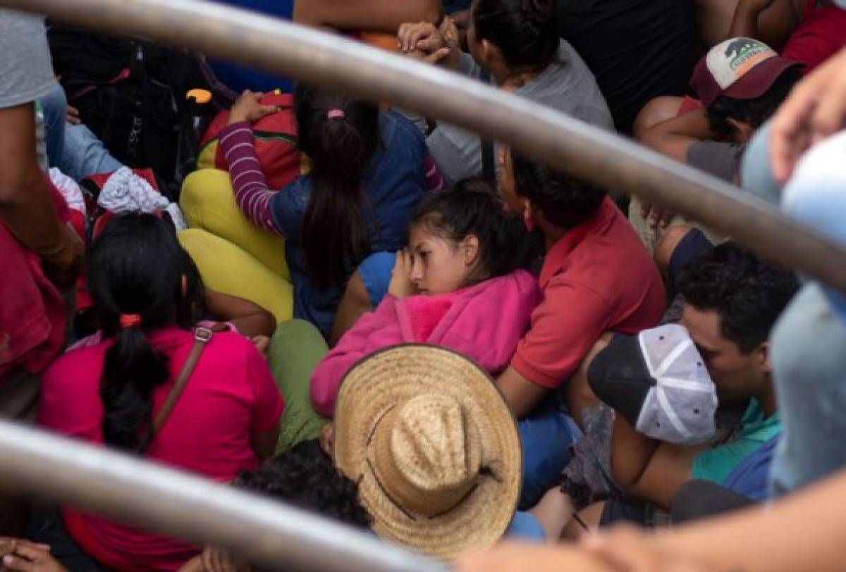 El bonito gesto de gobernante mexicano con migrantes hondureños