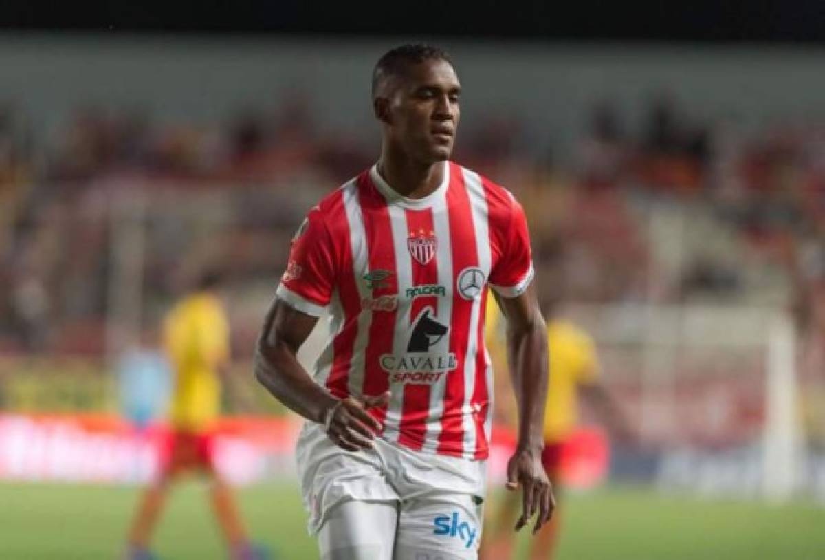 Top: Los 16 futbolistas hondureños que fueron marginados en el extranjero