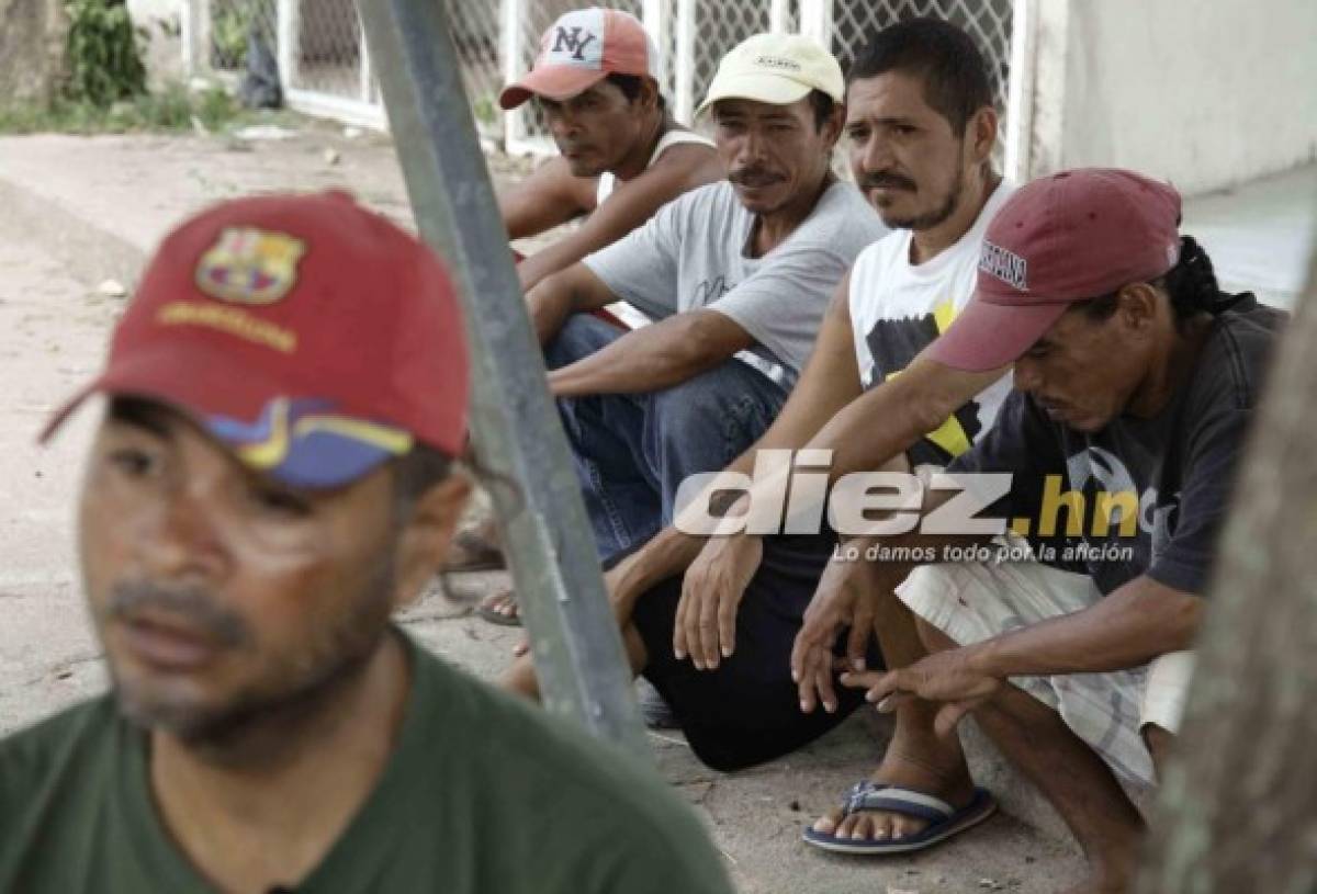 FOTOS: Así vive en la calle ex futbolista Alexis Duarte