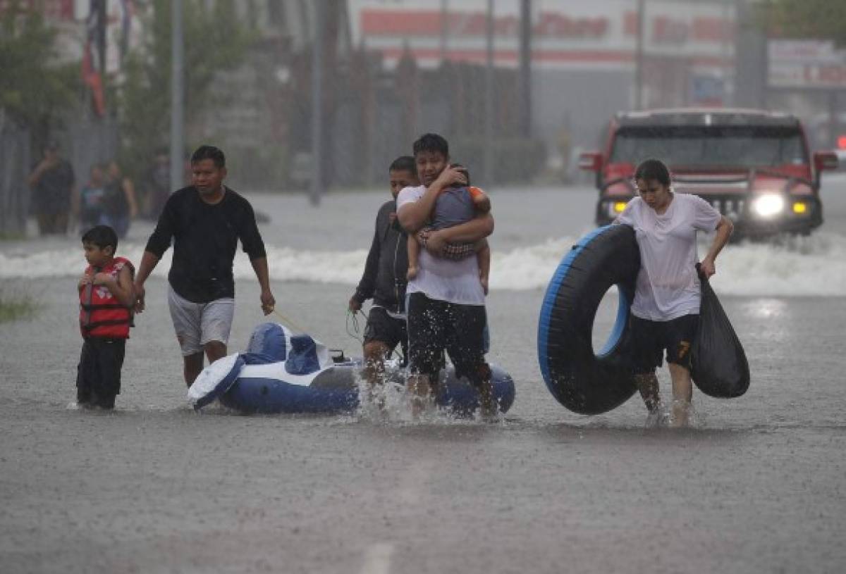 INFORME ESPECIAL: Impactantes fotografías de las inundaciones del huracán Harvey en Houston, Texas