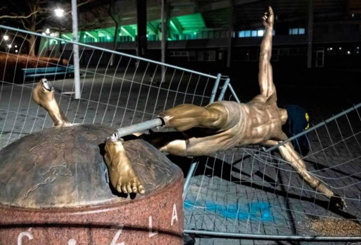 Totalmente destruida: Así quedó la estatua de Ibrahimovic en Suecia con las piernas cortadas