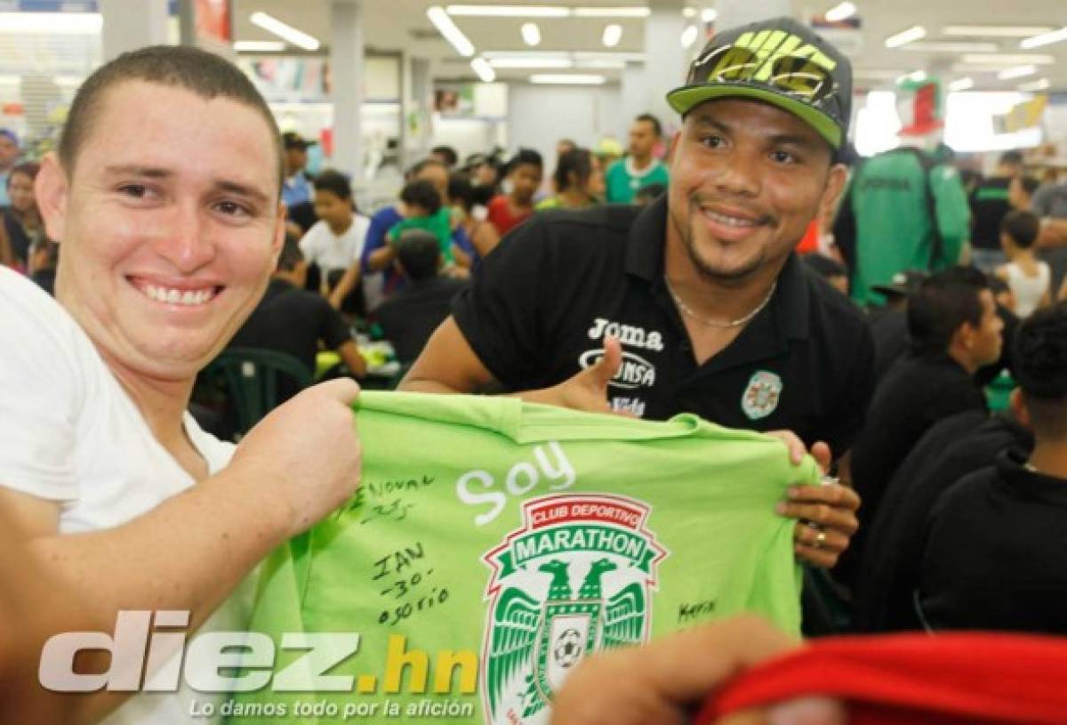 Marathón compartió con sus aficionados en Diunsa