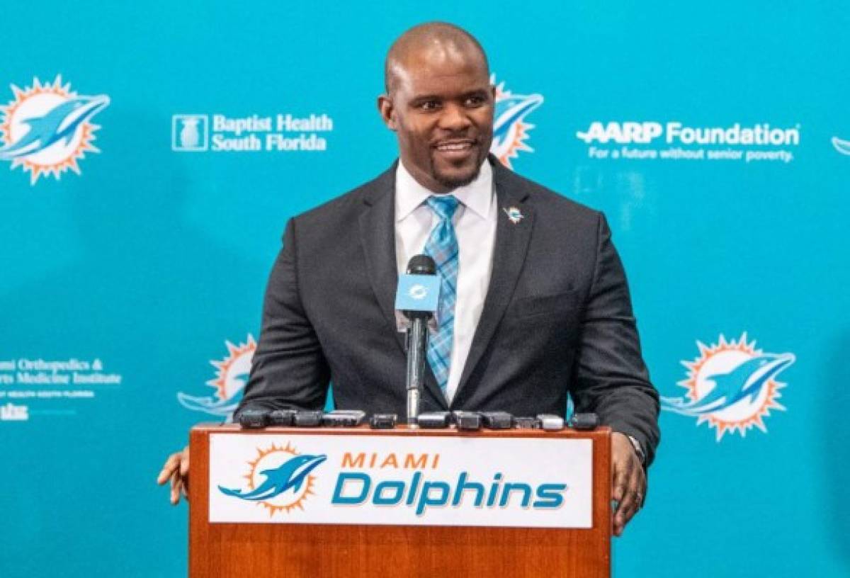 Fotos: Así fue presentado el hondureño Brian Flores como entrenador de Miami Dolphins