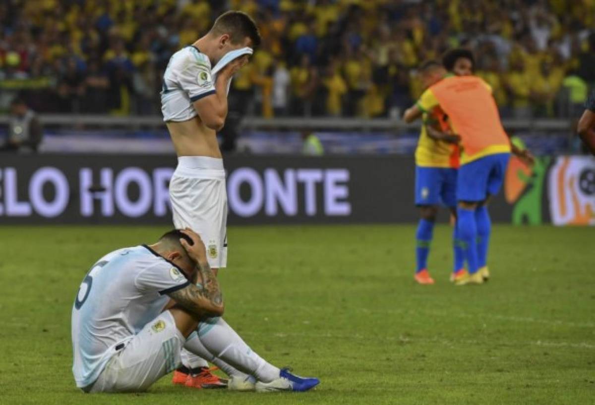 Dramático: Las dolorosas imágenes de Messi y jugadores de Argentina tras ser eliminados por Brasil en Copa América