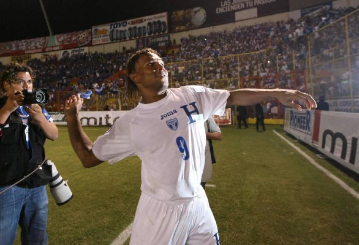 Fotos: La noche inolvidable de Honduras en San Salvador que dio el pase a Sudáfrica