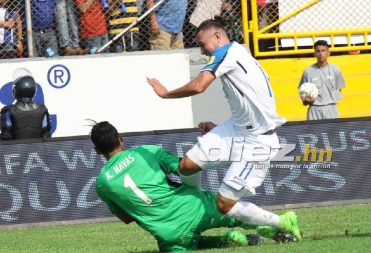 ¡Mucha tristeza! Las fotos que no se vieron en TV en juego de Honduras-Costa Rica