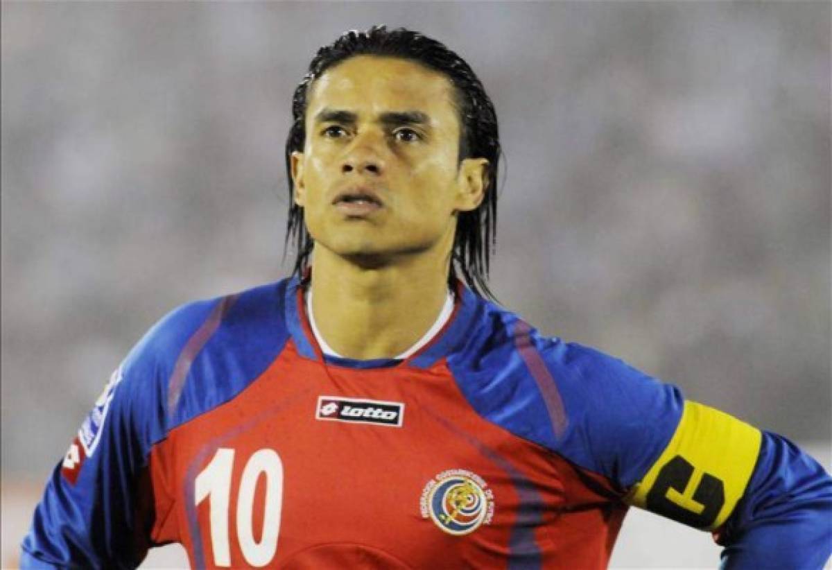 Un equipazo de viejos conocidos: IFFHS publicó el mejor 11 de la historia de la selección de Costa Rica