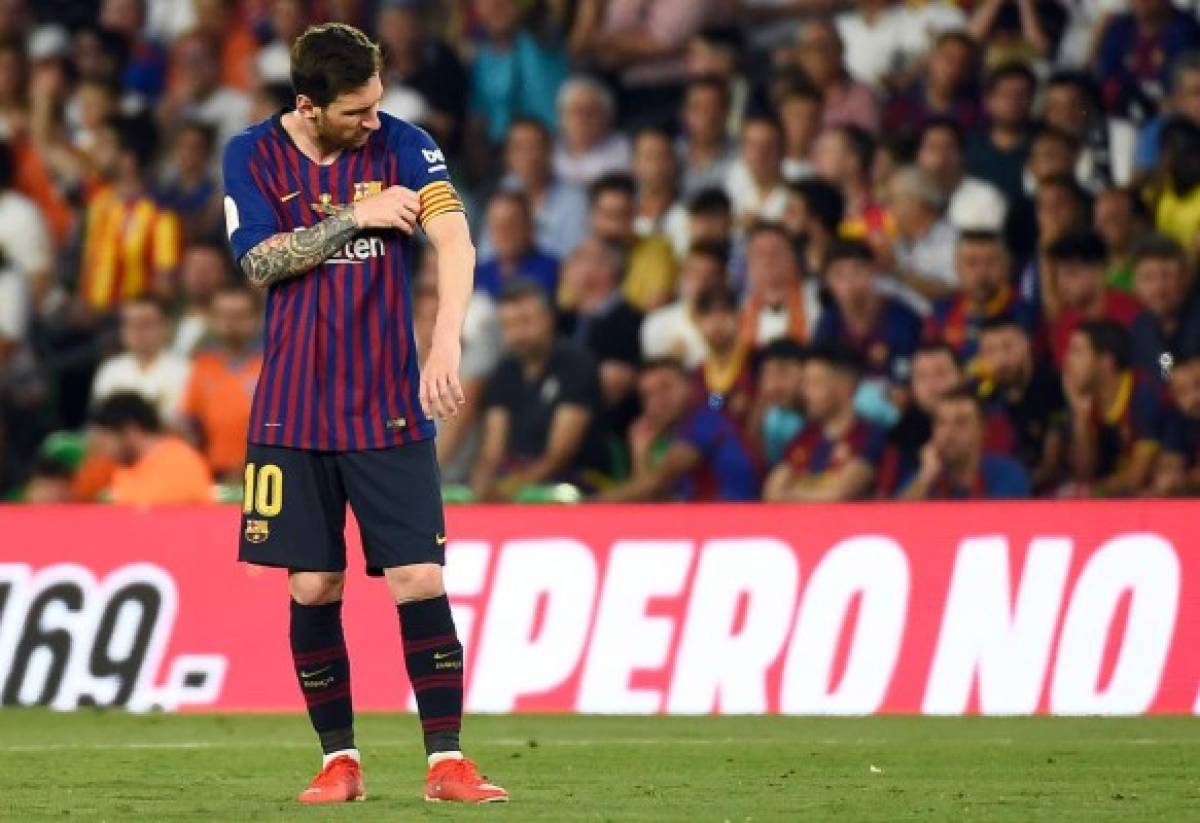 No se vio por TV: La loca celebración del Valencia y la vergüenza de Messi y Piqué