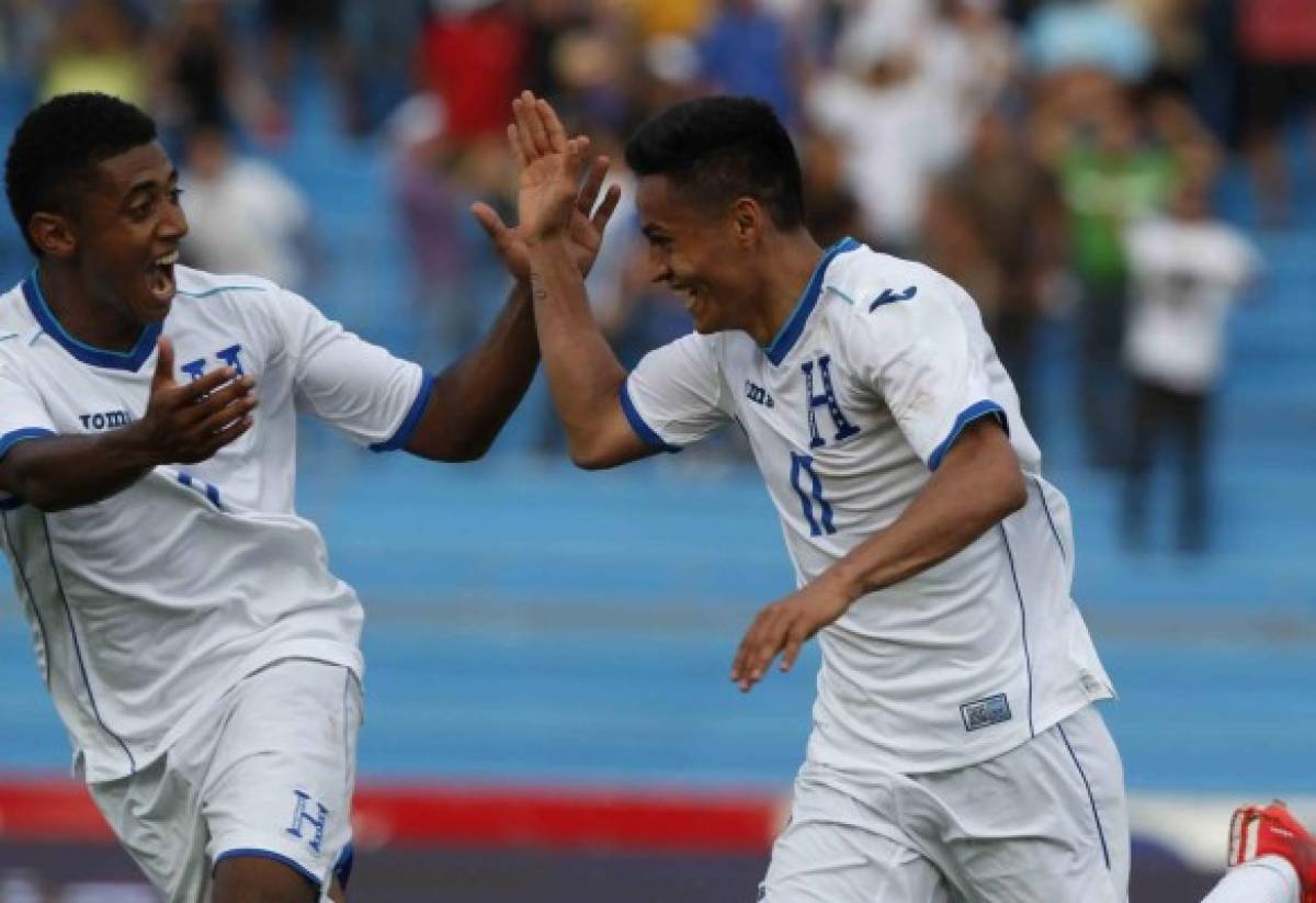 Andy Najar de Honduras, celebra su segundo gol marcado al equipo de Juayana Fraces en el estadio Olimpico de SPS, segundo paratido de repechaje a la Copa Oro contra el equipo CaribeÃ±o 29 de Marzo partido de regreso en tierras catrachas.