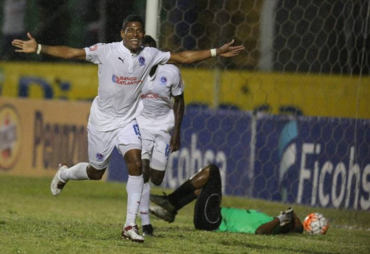 Olimpia arrasa con el Honduras Progreso jugando en el Nacional