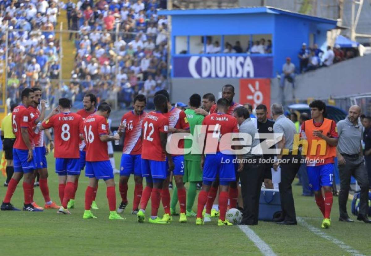 ¡Mucha tristeza! Las fotos que no se vieron en TV en juego de Honduras-Costa Rica