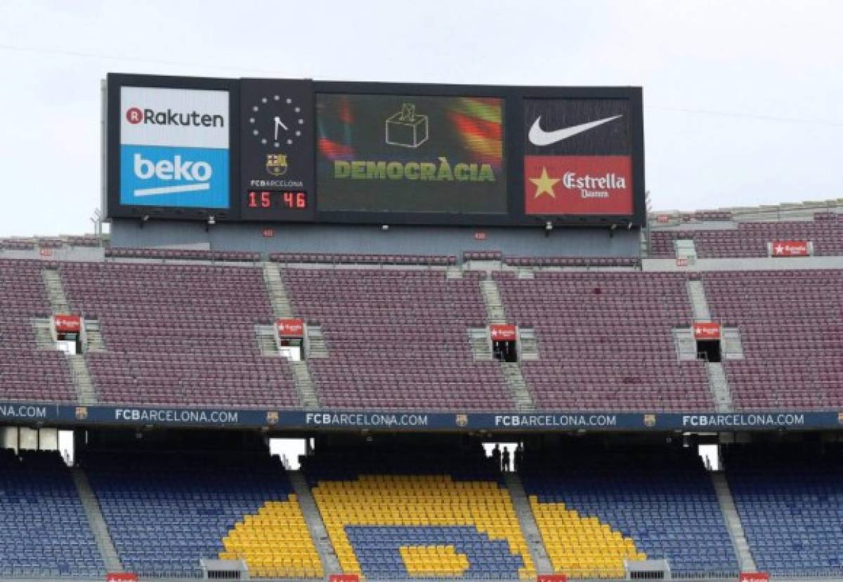 La locura en las afueras del Camp Nou tras cerrar estadio para el Barcelona-Las Palmas