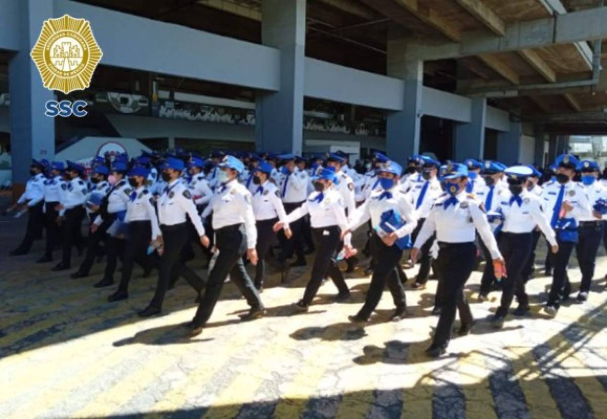 Fotos: Afición catracha llega en gran número al estadio Azteca para apoyar a Honduras ante México