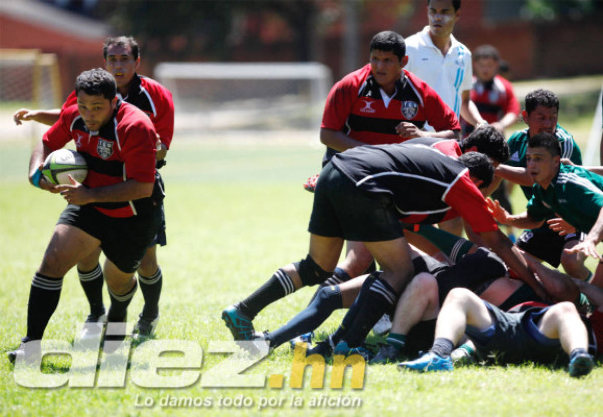 El rugby, un deporte que crece en Honduras