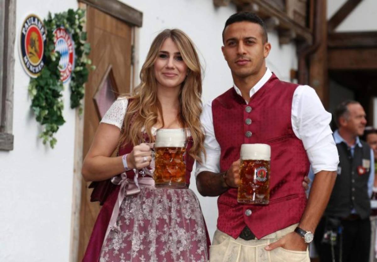 Bundesliga: Las hermosas novias de los futbolistas, la de Thiago Alcántara opaca a todas