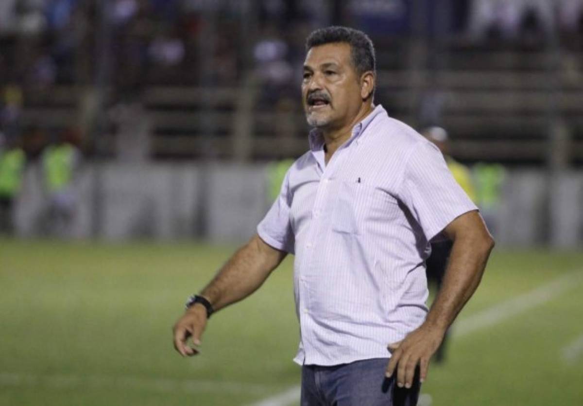 MERCADO: Carlo Costly podría irse al extranjero y Olimpia ofrecería un jugador