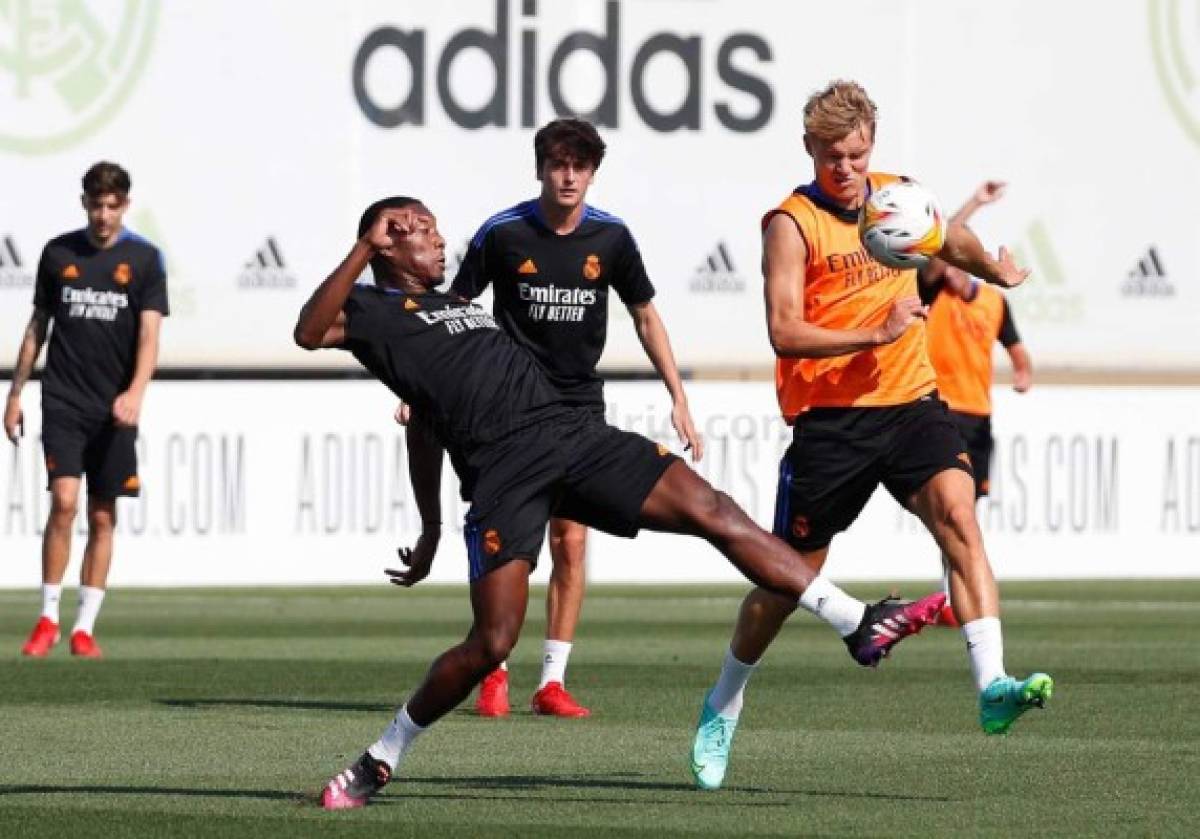 Así fue el primer entrenamiento de Alaba en el Real Madrid: Su mejor amigo y risas con Ancelotti