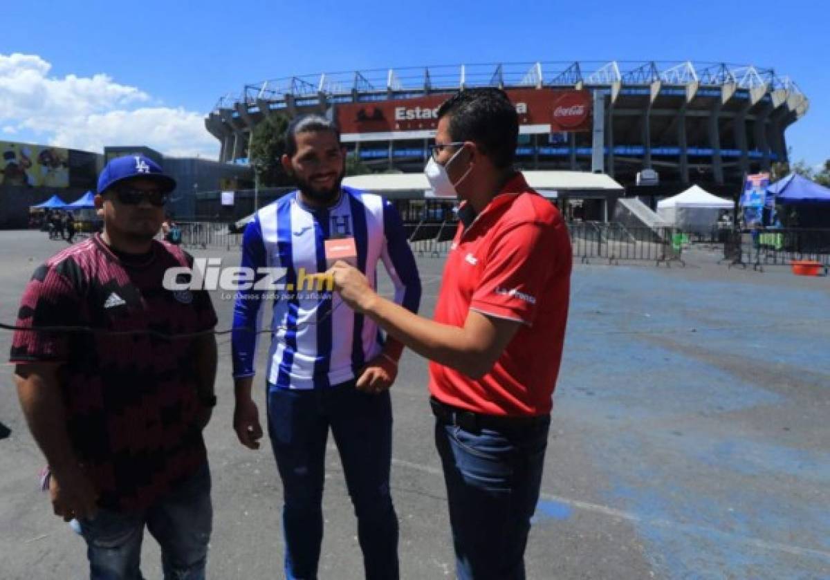 Fotos: Afición catracha llega en gran número al estadio Azteca para apoyar a Honduras ante México