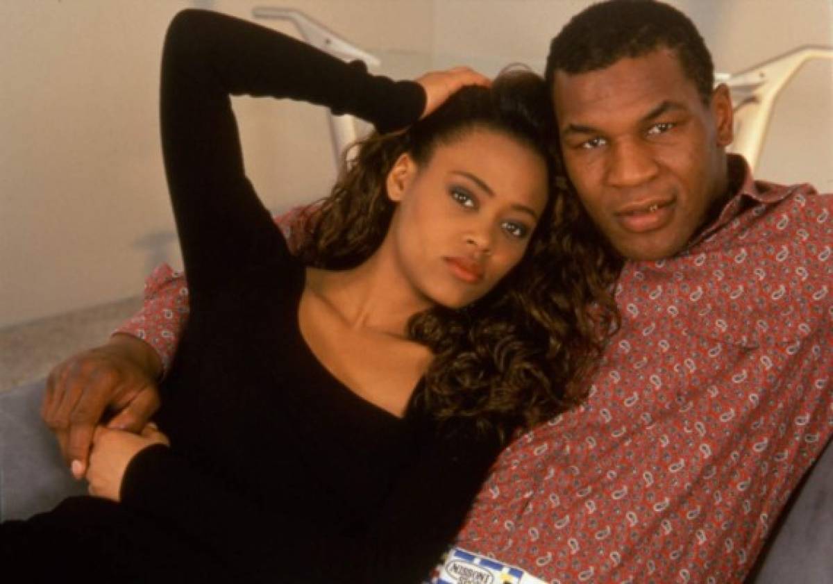 Ella es la mujer que tuvo relaciones con Michael Jordan y Mike Tyson casi lo revienta en una fiesta