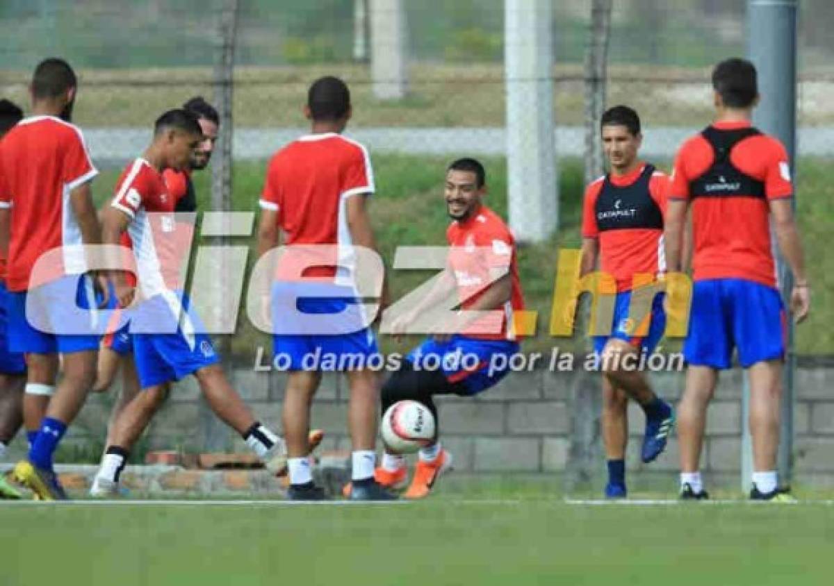 EN FOTOS: Risas, novatos y entrega, así fue el entreno del Olimpia