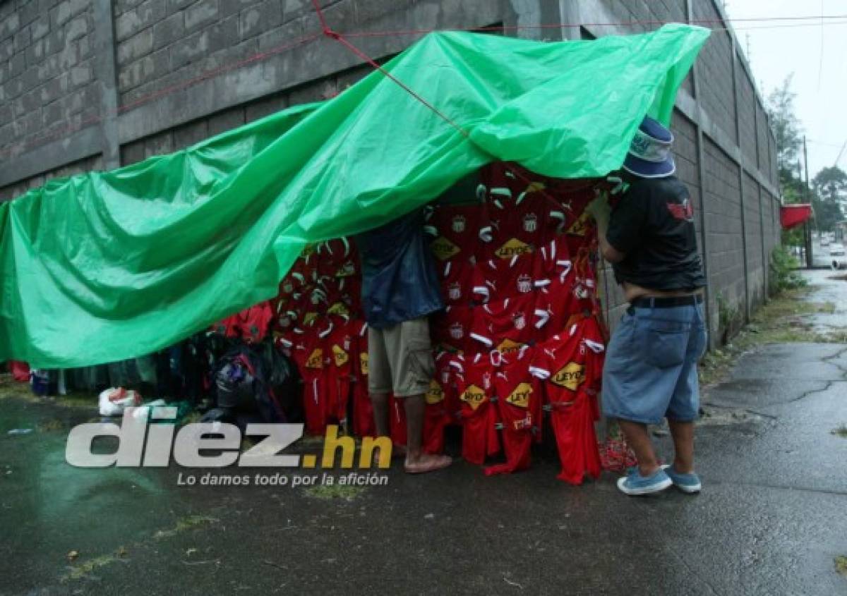 FOTOS: La lluvia, el invitado no deseado en la jornada 18 de la Liga Nacional