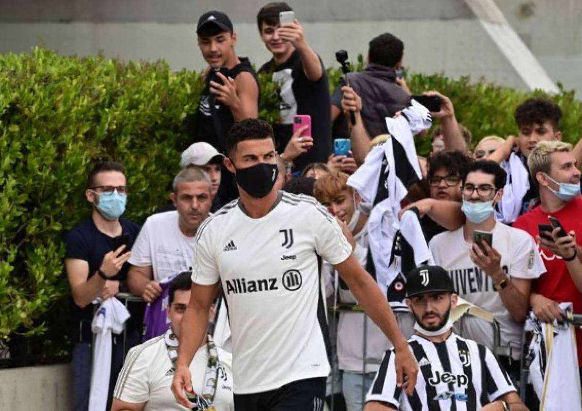 Así fue el regreso de Cristiano Ronaldo a la Juventus: el bonito gesto y locura de los aficionados