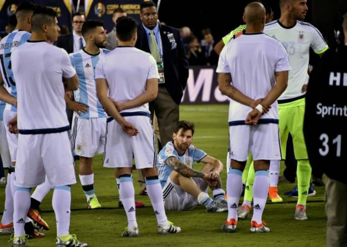 EN FOTOS: La amargura y lágrimas de Messi por fallar otra vez con Argentina