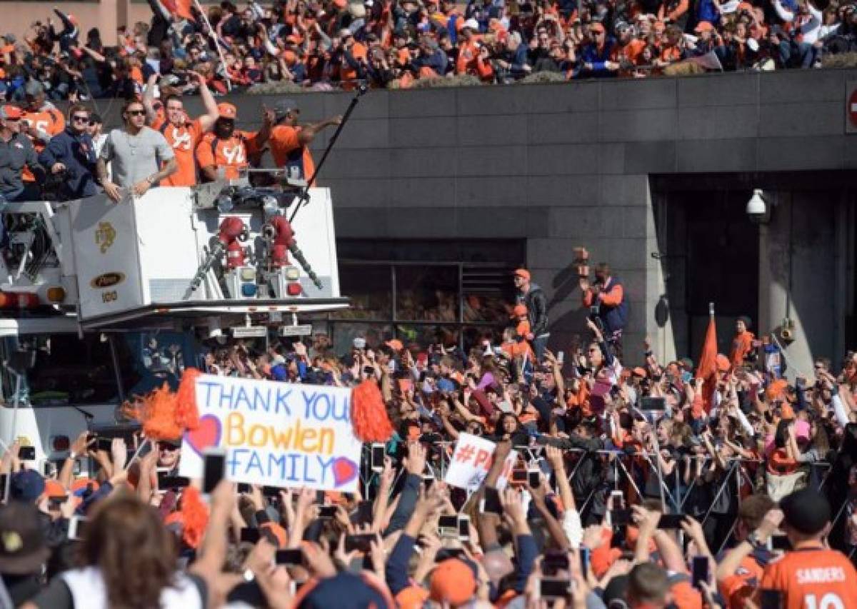 Así fue la espectacular celebración de los Broncos tras ganar el Super Bowl