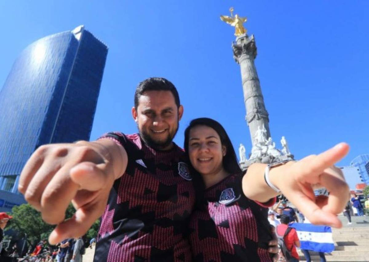 ¡Tomaron el Ángel de la Independencia! Hondureños decoran el centro del D.F. previo al choque ante México