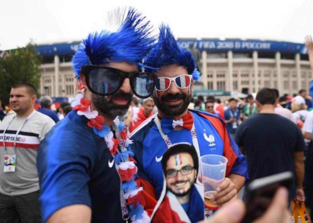 ¡AMBIENTAZO! Así se vive la previa de la final del Mundial Francia-Croacia